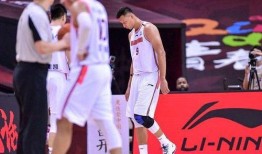 易建联视频被爆料,揭秘篮球巨星背后的争议瞬间