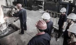 火炉工在线观看,燃烧激情，见证传奇