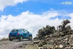 翻山越岭爆料新闻视频播放,揭秘新闻背后的惊心动魄