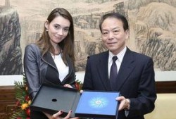 社长最新爆料新闻视频