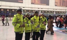 萌娃向交警爆料视频播放,交警查获违法行为