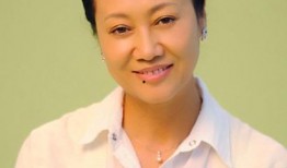 王丽云爆料公交车视频,王丽云曝光公交车上惊人一幕！